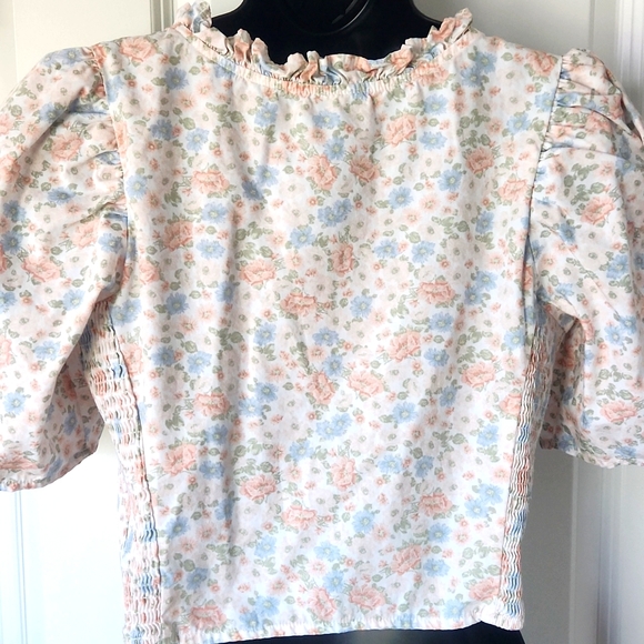 Levi's Peasant Crop Top - Picture 6 of 14